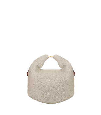 Ecrufarbenes Lammfell der Béri Edition