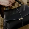 Mokki Mini Edition Strukturiertes Schwarz mit ecrufarbenen Nähten