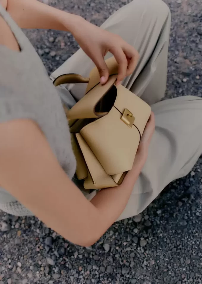 Mokki Mini Edition Textured Sand