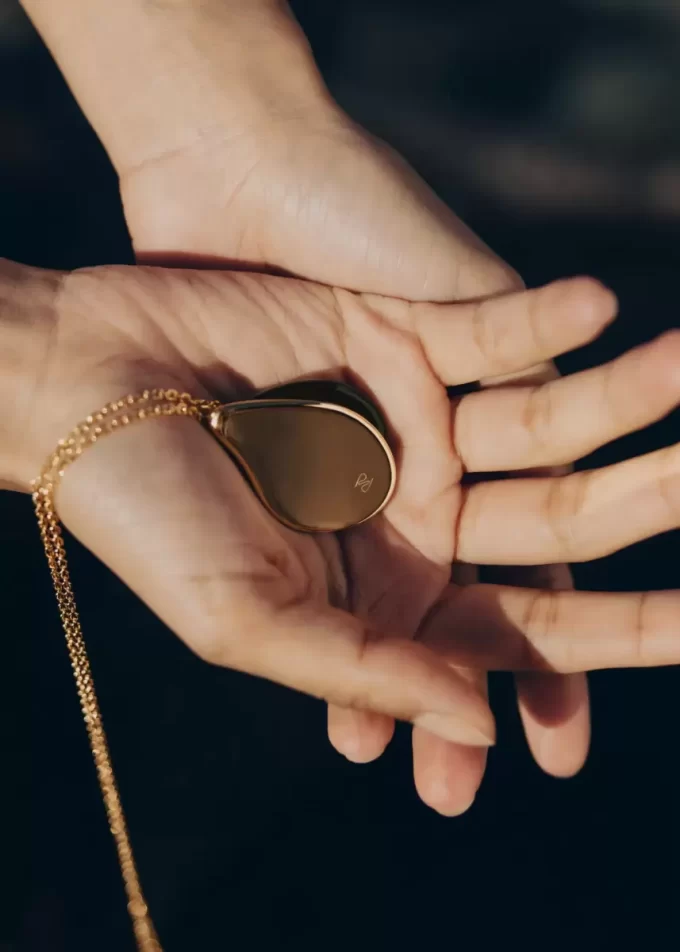 Naé Pendelleuchte Edition Rauchglas