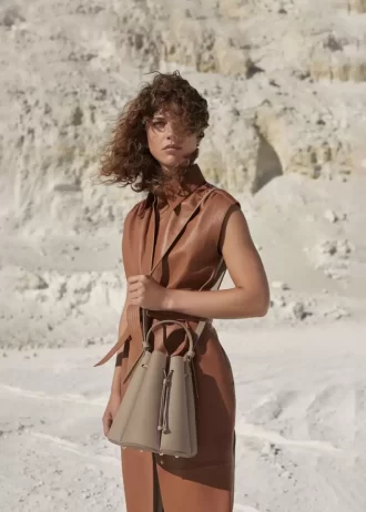 Numéro Huit Edition Strukturiertes Taupe