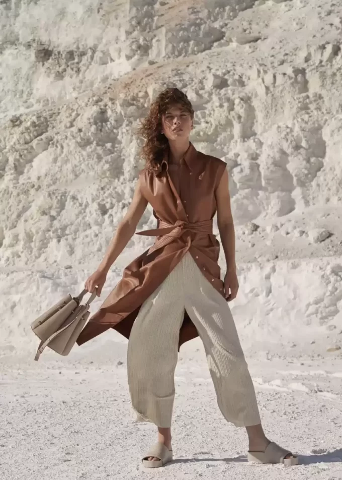 Numéro Huit Edition Strukturiertes Taupe