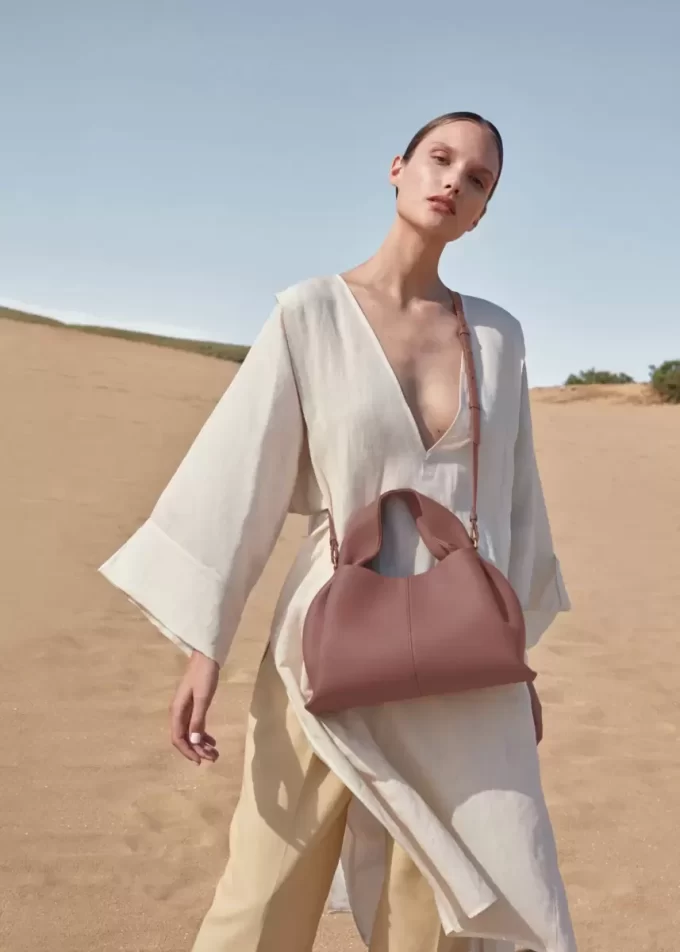 Numéro Neuf Edition Strukturiertes Rouge
