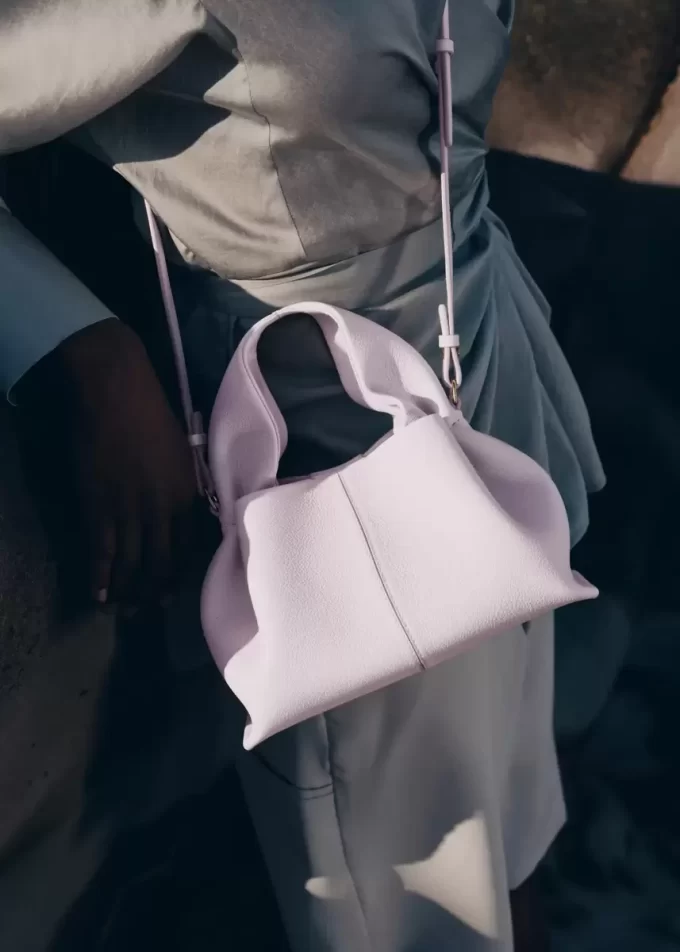 Numéro Neuf Mini Edition Strukturierte Glyzinie
