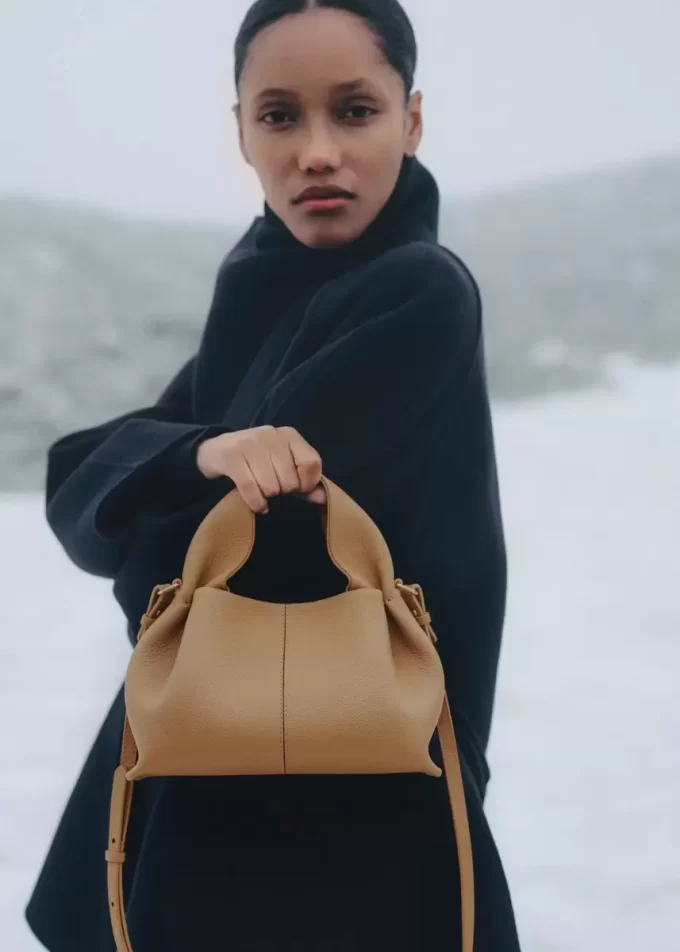 Numéro Neuf Mini Edition Strukturierter Ocker