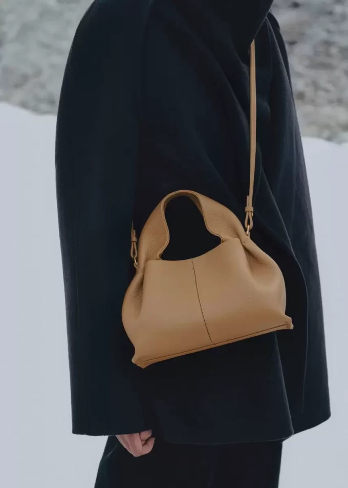 Numéro Neuf Mini Edition Strukturierter Ocker