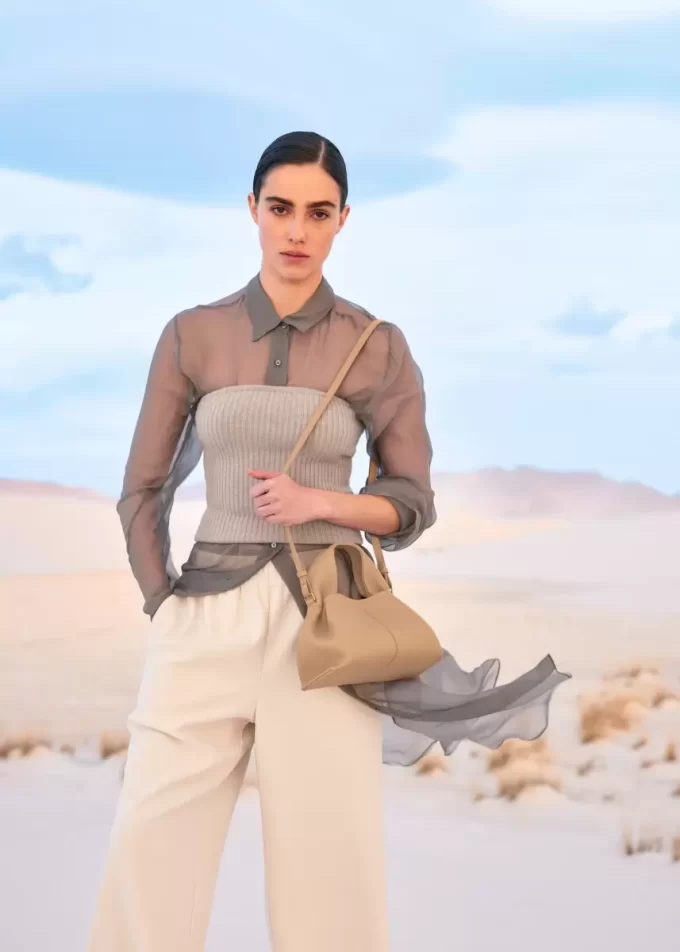 Numéro Neuf Mini Edition Strukturiertes Beige