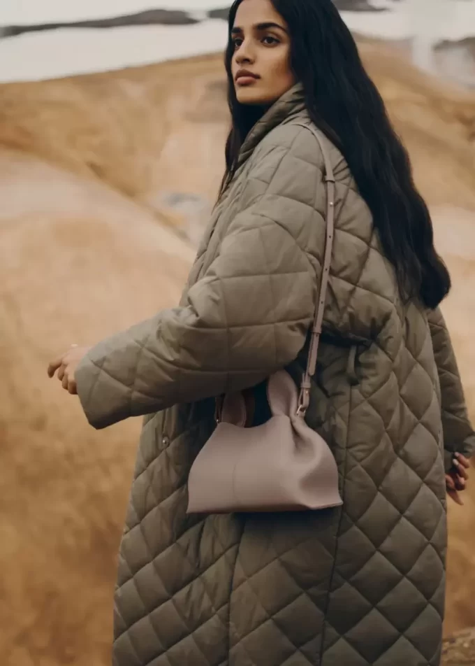 Numéro Neuf Mini Edition Strukturiertes Taupe