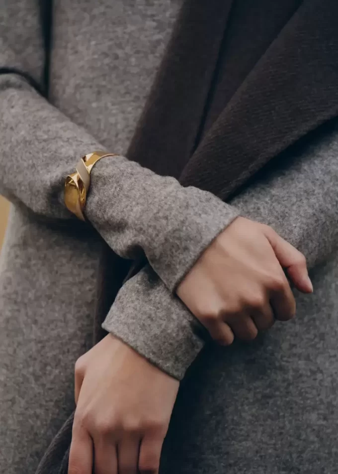 Éole Cuff Edition Taupefarbenes Leder
