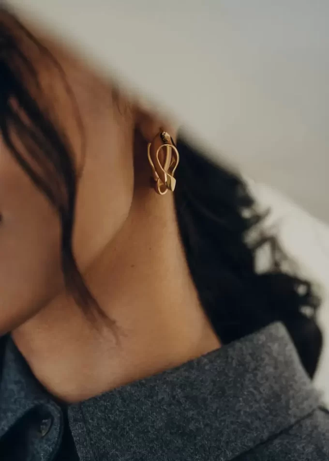 Éole Wavy Hoop Earrings Edition vergoldete Edition