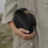 Strukturierte schwarze Kette der Béri Edition